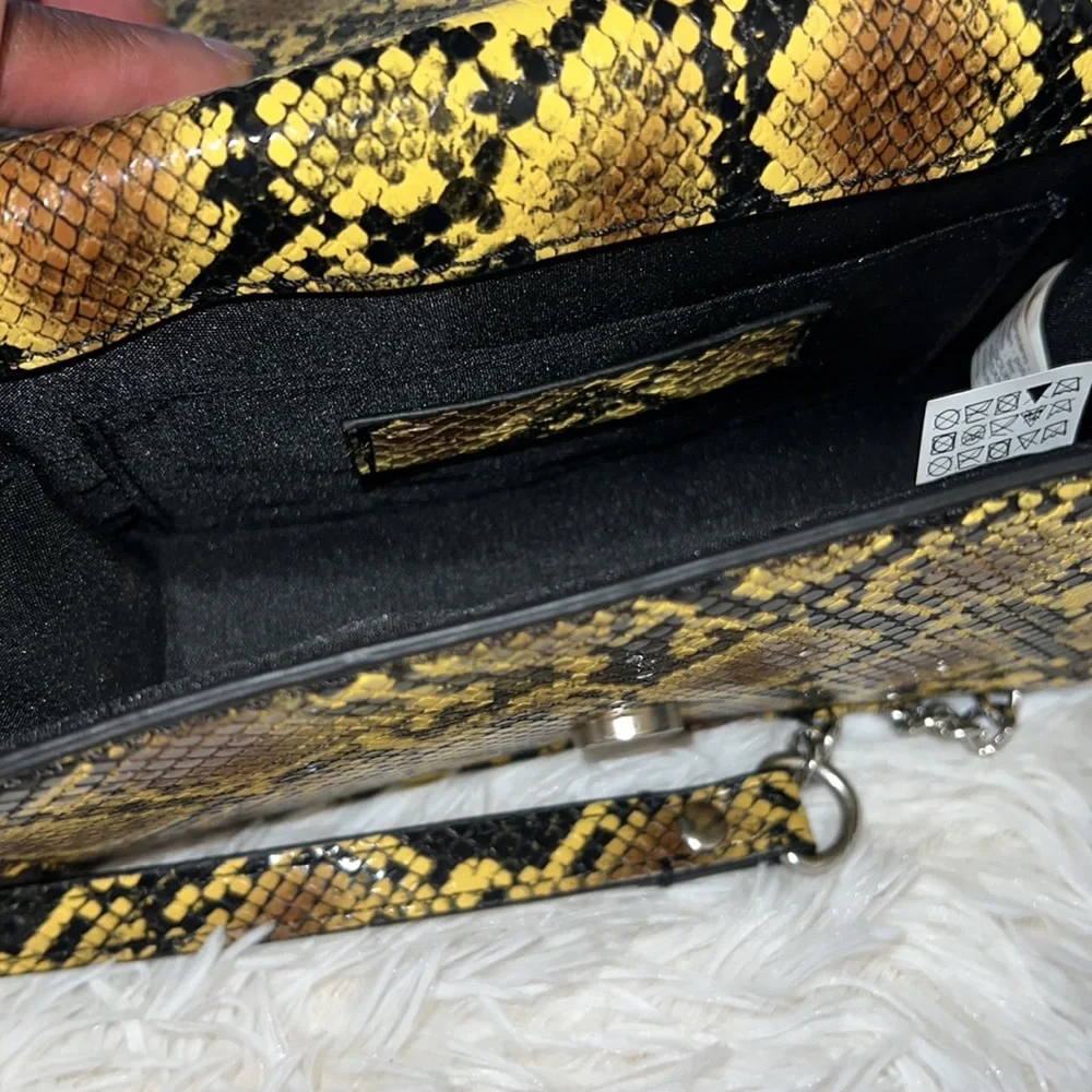 ZARA💛🖤💛 Yellow Black Snakeskin Crossbody Bag - PRELOVED